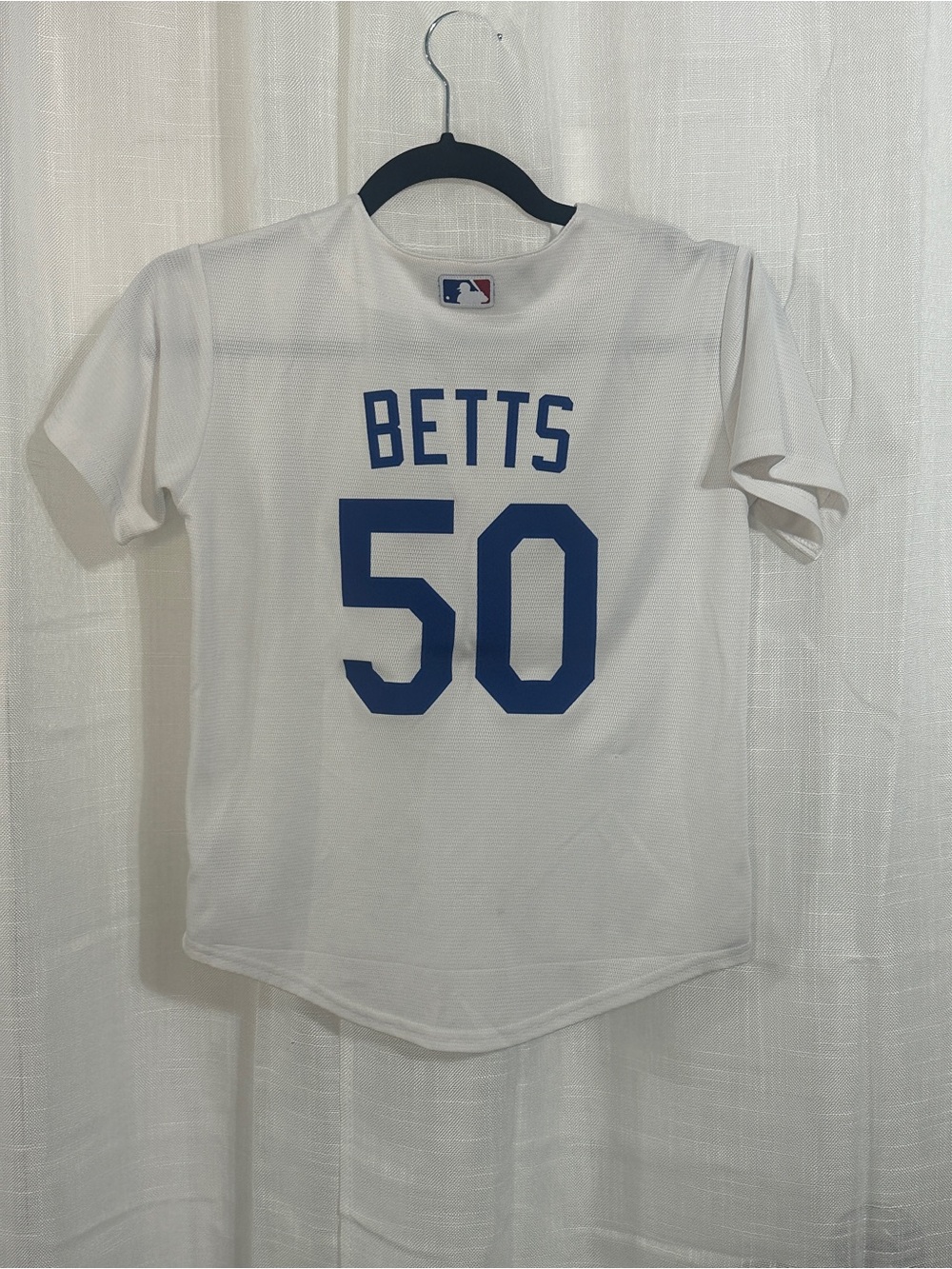 MLB Kids White Mookie Betts #50 Jersey Size 8